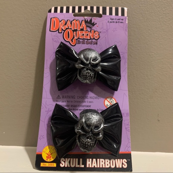 NWT RUBIE’S Halloween Skull Hair Bow Barrettes & Nail Set - Picture 2 of 6